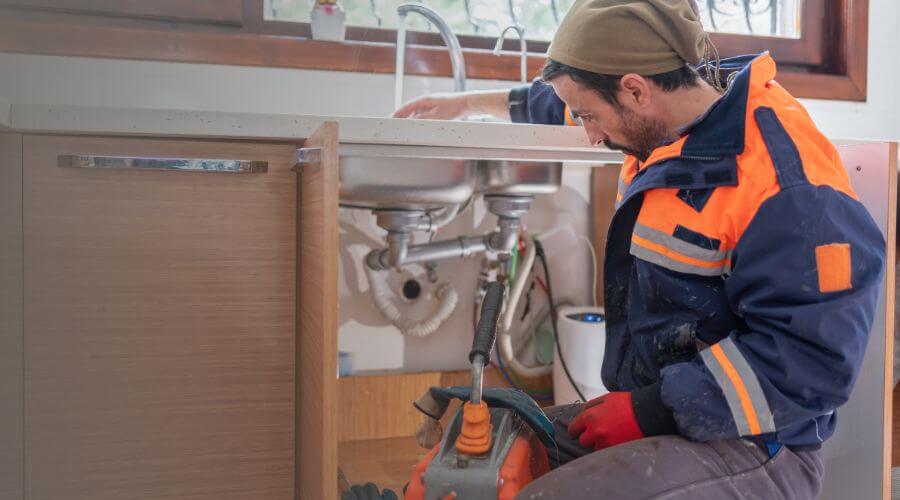 Professional septic pumping service in Carpio, ND